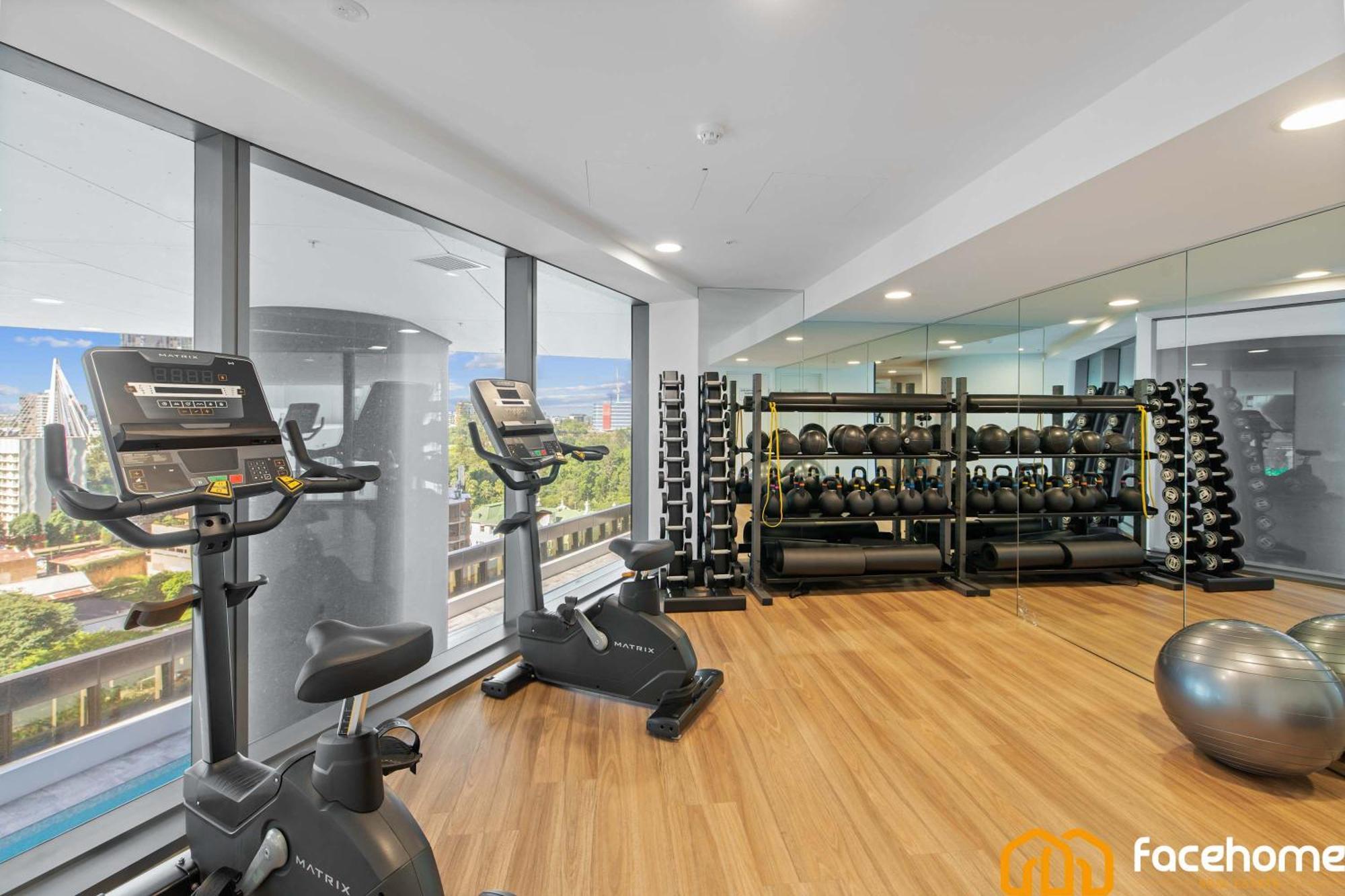 Luxe Escape At Qwr Pool Casino River Views Apartment Brisbane
