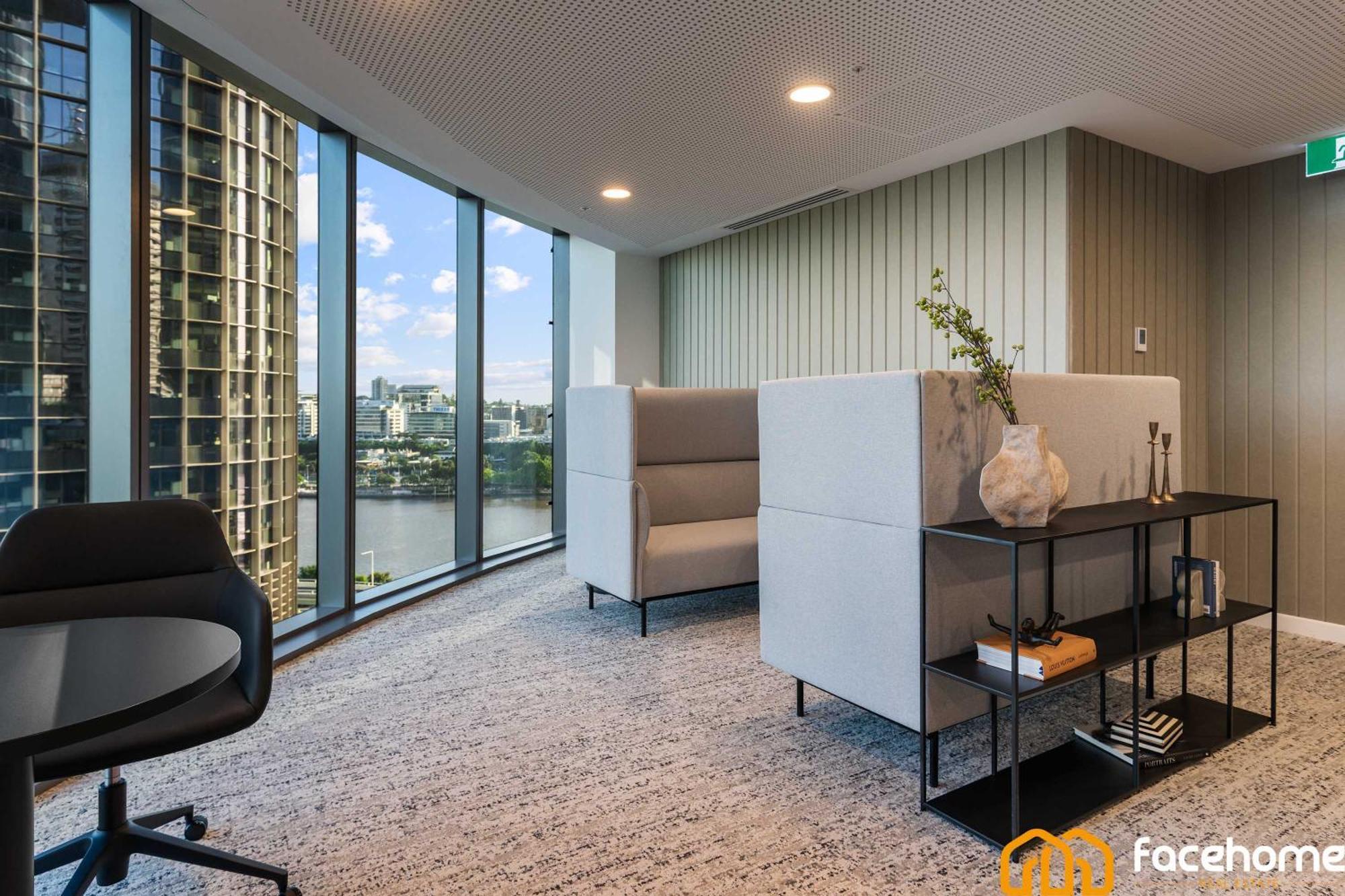 Apartment Luxe Escape At Qwr Pool Casino River Views